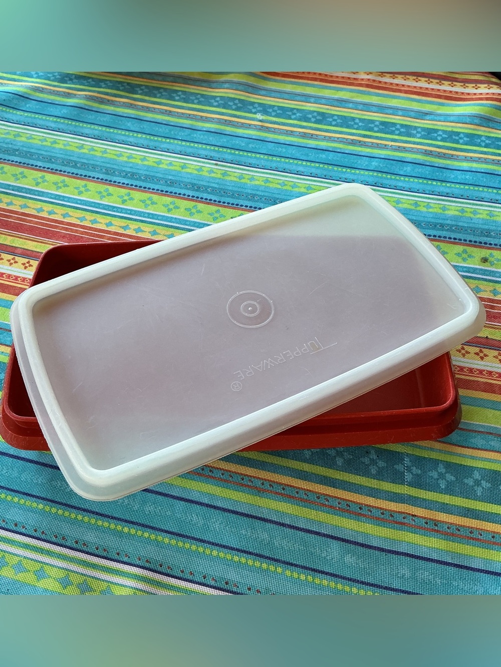 Tupperware Deli Keeper in Red